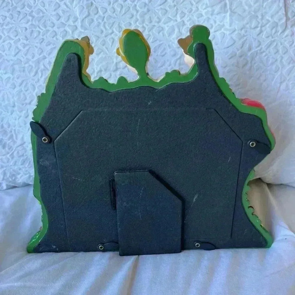 Vintage 90’s Disney Princess Heart Shaped Picture Frame  W/O GLASS! - Picture 3 of 9